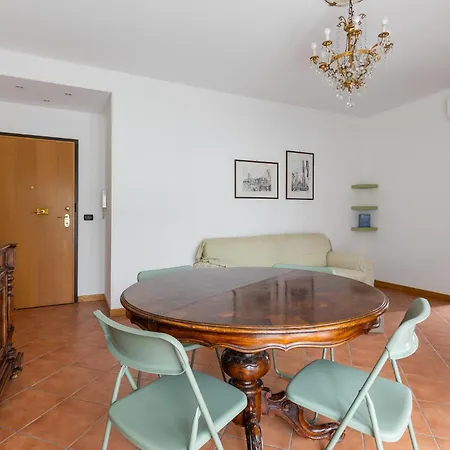 Decumana Cozy Flat By Wonderful Italy アパート ボローニャ